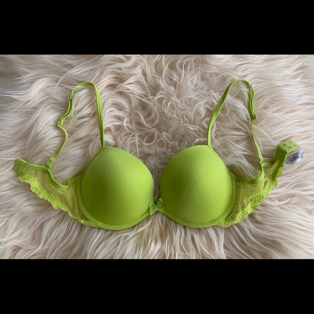 La Senza Bra w/ Inserts 32D